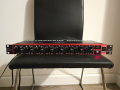 Behringer Ultragain Digital ADA8200 8-Ch Mic Preamp ADAT/TOSLINK Rack