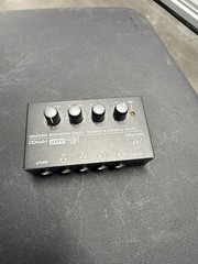 Behringer MicroAmp HA400 4-Channel Stereo Headphone Amplifier