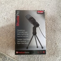 Tzumi Studio Pro Condenser Microphone, Plug & Play, 3.5mm, Tripod, Podcasting