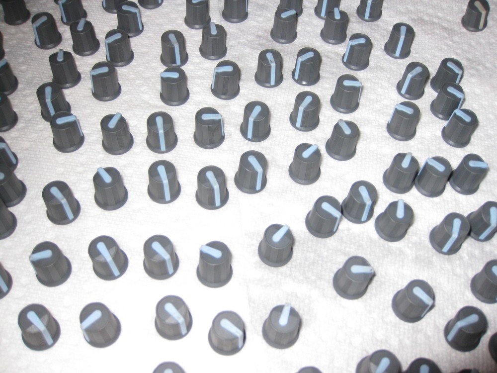 Knobs for electronics – various colors