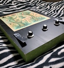 Synthesizer analog Drone UFO SOUNDS Trippy Dub Siren Rave Psytrance Psychedelic