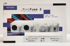 Arturia – MiniFuse 2 – 2-In/2-Out Compact USB Audio & MIDI Interface White