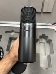 Sony C-800G Large-diaphragm Condenser Microphone W/ POWER SUPPLY