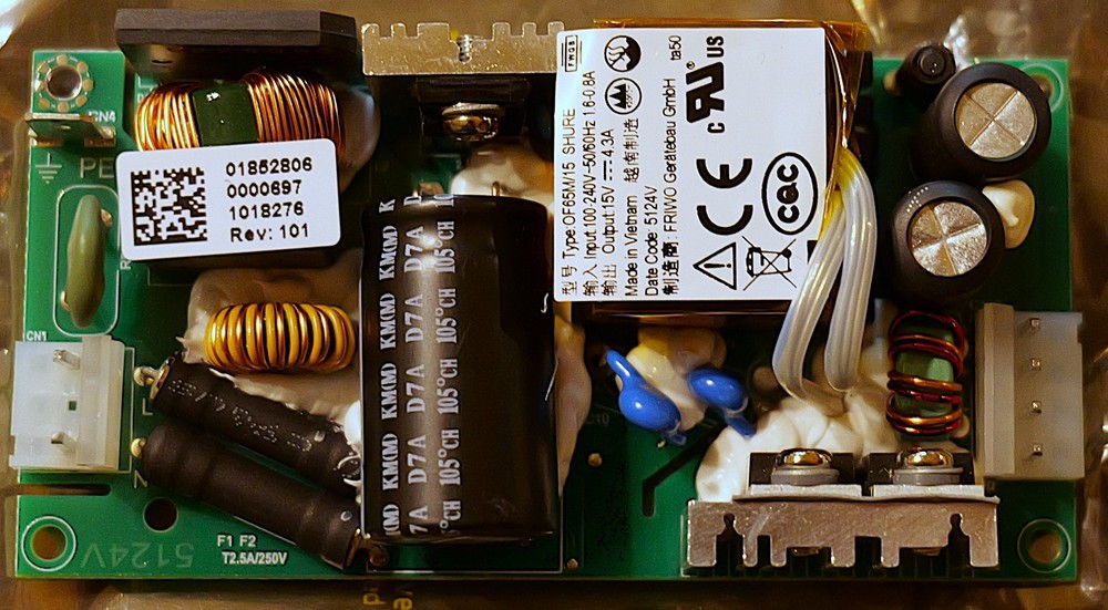 Shure OEM replacement power supply for ULXD4D, ULXD4Q, AD4D and AD4Q receivers