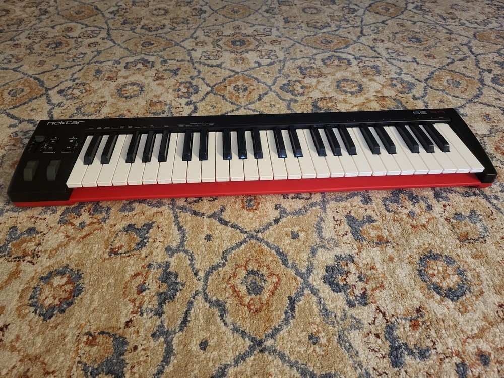 Nektar SE49 49-key Keyboard Controller