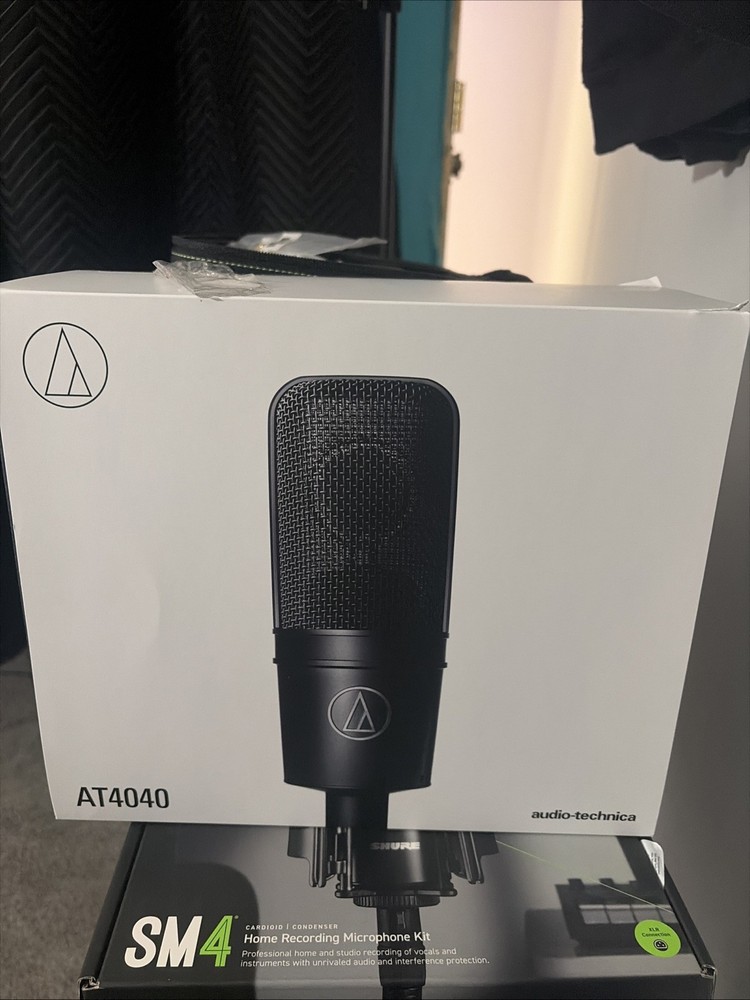 Audio-Technica AT4040 Cardioid Condenser Microphone Open Box Like N3w