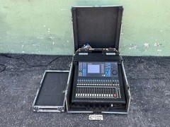 Yamaha LS9 16 Channel Digital Mixing Console W/ Case #7269 (One) THS