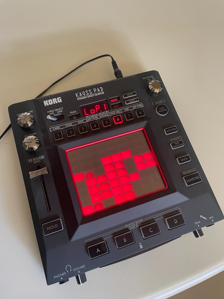 Korg KP3 Kaoss Pad Dynamic Effect/Sampler DJ Touchpad Controller w/ PSU Tested