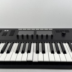 Native Instruments KOMPLETE Kontrol S49 MK2 Keyboard Controller-Read Description
