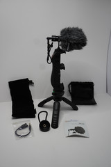 Padcaster Verse Mobile Media Kit for smartphone W/ Accessories & 3200MAH Battery