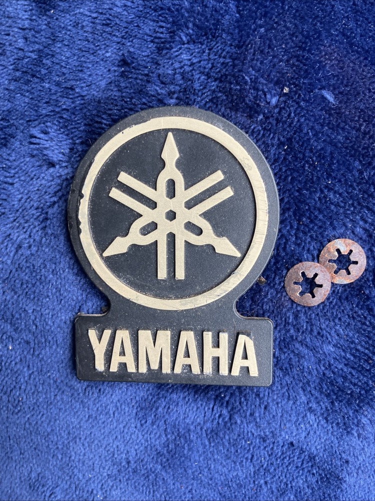 REAL VINTAGE 80s-90s Yamaha PA & Guitar Amp Grill Plastic Logo Badge!