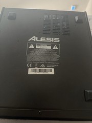 Alesis MultiMix 8 USB FX 8 Channel Mixer
