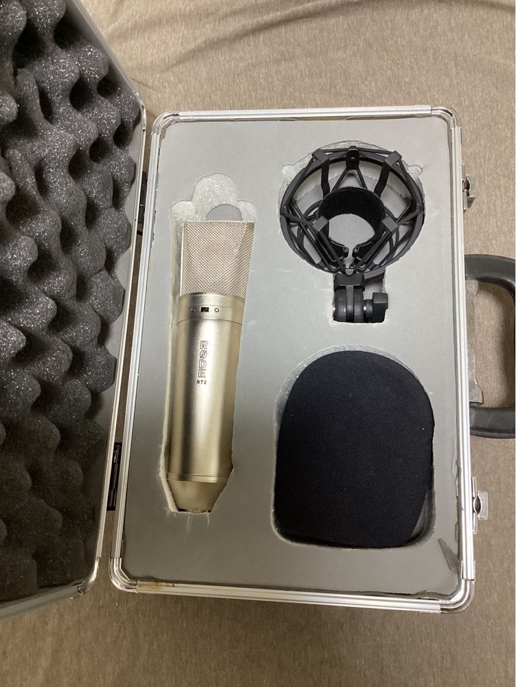 Rode NT2 Microphone Gold Shock Mount Pop Filter 20hz #0002
