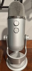 Cool Grey-Blue Yeti Professional Desk Microphone *READ DESC