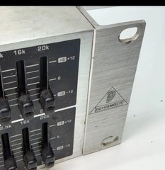 Behringer Ultragraph Pro FBQ3102 Dual 31-Band Graphic Equalizer Missing 3 Button