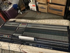 Soundcraft GB8 40 40-Channel Mixing Console