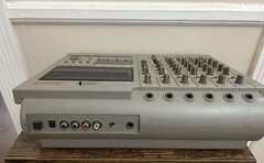 Tascam Portastudio 424