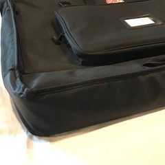 Gator G-LCD-TOTE-MD Padded Transport Bag for 27-inch – 32-inch LCD Screens