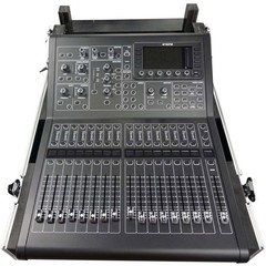 ProX XS-MIDM32RDHW ATA-300 Style Gig Ready Flight Road Case with Doghouse and Wh