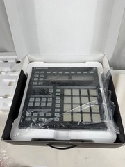 Maschine Groove Production Studio – with Box & book