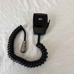 Realistic Dynamic Hand Held Microphone Cat. No. 21-1172 For Ham/CB Radio 4 Pin