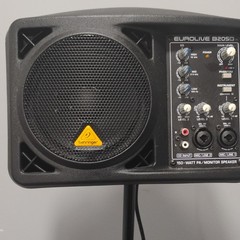 Behringer Eurolive B205D 150W Active PA Speaker Mixer Phantom XLR/RCA