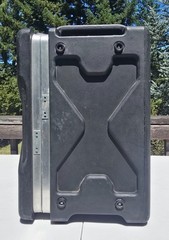 SKB 2U Shallow Rotomolded Rack Case 10.5″ Depth w/ Covers – Very Good Condition