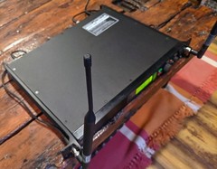 Shure UR4S+ G1 Wireless Receiver Frequency Range 470-530 MHz, With Antennas And