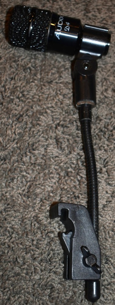 Audix D-4 HyperCardioid Dynamic Microphone w/ DVice Gooseneck Clamp & Clip