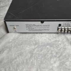 TOA DT-930 AM/FM Synthesizer Tuner Rack Mount Pro Audio with Antenna & Manual