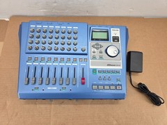 TASCAM DIGITAL PORTASTUDIO DP-01 RECORDING WORKSTATION