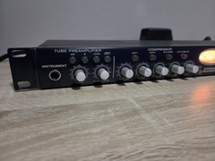 PreSonus Studio Channel Tube Preamp Compressor EQ 1U VU Meter XLR 1/4″