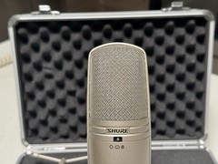 Shure KSM44 Studio Condenser Microphone W/ Case