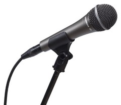 Q7x Professional Dynamic Vocal Microphone, B Stock
