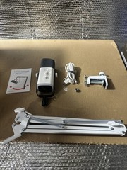 FIFINE AM8T USB/XLR Dynamic Cardioid Mic, RGB, Tap Mute, Boom Arm, (WHITE)