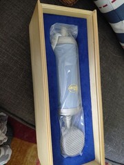 Blue Bluebird Wired Mountable Condenser Microphone w/ Wooden Case Blue/Silver