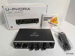Behringer U-Phoria UMC204HD USB Audio/MIDI Interface MIDAS Preamps 24-Bit/192kHz