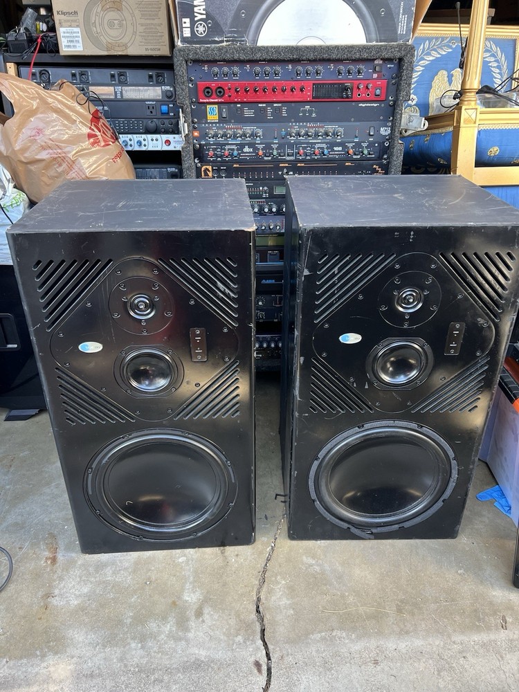 Pair Of Blue Sky SAT 12 Big Blue Powered Studio Monitor Speaker