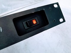 Lowell U 181-B-LC 9″ Inch 1U Rack Mount Relocatable 8 Outlet Power Tap