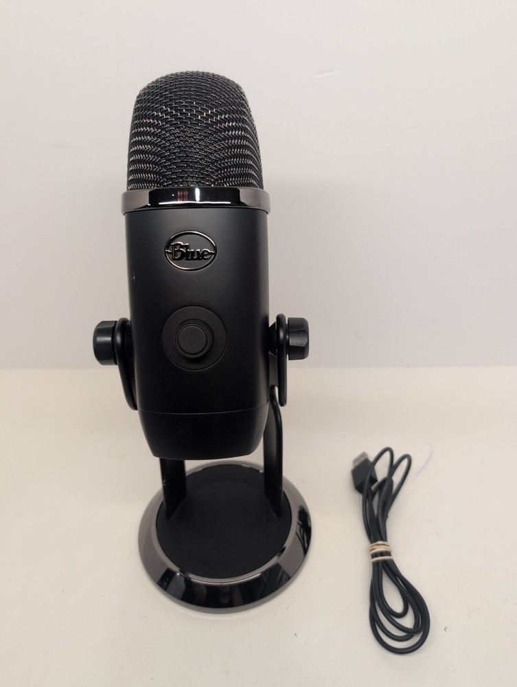 Blue Yeti X Professional USB Condenser Microphone A00104 Tested and Working