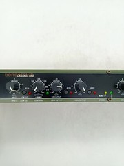DBX 223XL with XLR Connectors Crossover Stereo 2-Way/Mono 3-Way 110V 50/60Hz NEW