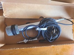 Realistic Super Cardioid Dynamic Microphone (1967?) With original cord.