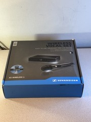 Sennheiser XS Wireless 1 Vocal Set XSW 1-825 Barely Used Excellent Condition