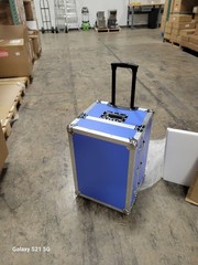 Flight Road Case Protective Padded Equipment Storage Box with Lock and Wheels