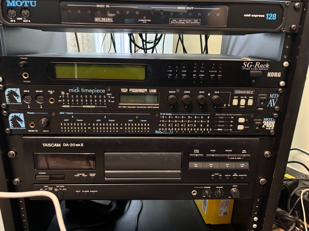 Korg SG Rack Sound Module ( Rackmountable )