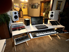 Trinity Desk Designs Producers Desk Music Recording DAW Hybrid Station 48″ x 36″