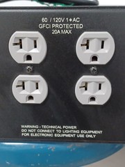 Cinepro PowerPro 20 Professional Balanced Power conditioner TESTED working !