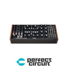 Moog Subharmonicon Semi-Modular Analog SYNTHESIZER – NEW – PERFECT CIRCUIT