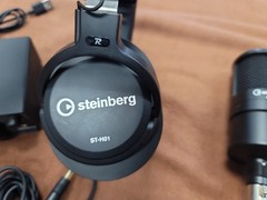Steinberg UR22 MKII Recording Pack. ST-M01 Mic, ST-H01 Headphones IXO 22
