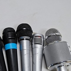 Lot of 10 Mixed Microphones – Untested, Various Models & Colors, Used